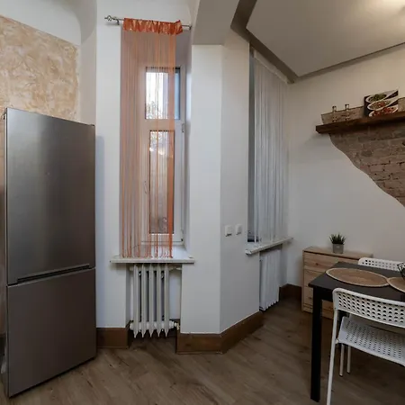 Creative 3-bedroom Space Рига