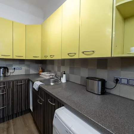 Апартаменти Creative 3-bedroom Space Рига